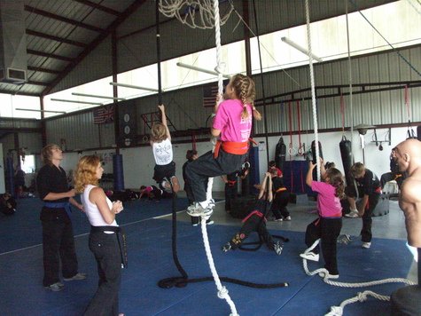 Rope Fit 1.5"x 15' Knotted Poly Dacron Gym Climbing Rope