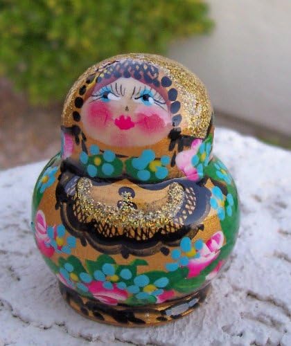 Can you guess how many dolls inside this 5 cm Russian Nesting mini-doll (baby doll - 1 mm) * mini-10.5a
