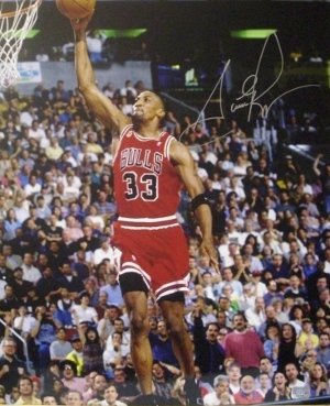Scottie Pippen Autographed/Hand Signed Chicago Bulls 16x20 Photo w/Jordan