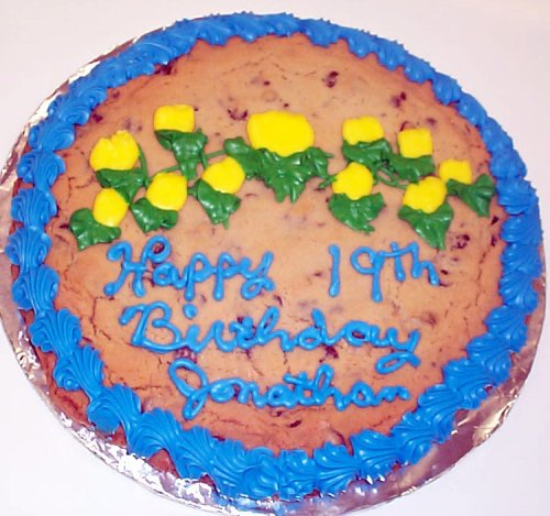 Chocolate Chip Cookie Cake 1lb. / 8
