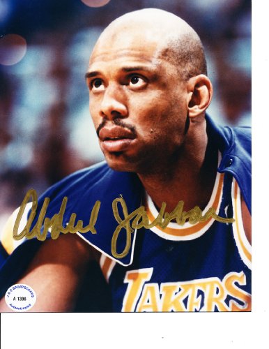 Los Angeles Lakers Kareem Abdul-Jabbar Autographed 8x10 Photo w/COA