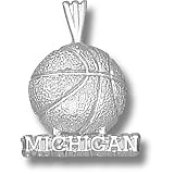 Univ Of Michigan Basketball Pendant (Silver)