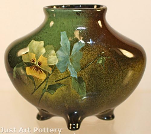 Owens Pottery Lightweight Pillow Vase (Virginia Adams)