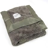 Little Giraffe Chenille Blanket 29