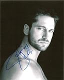 Gorgeous Gerard Butler Shirtless Signed 8x10