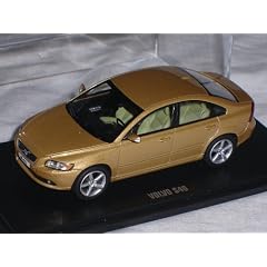 VOLVO S40 S 40 2007 GOLD BRAUN BROWN NEU 1/43 MOTORART MODELLAUTO MODELL AUTO
