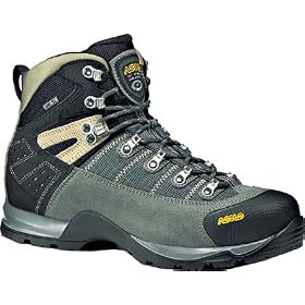 Buy Asolo Mens Fugitive GTX Hiking Boot in Medium Width by Asolo