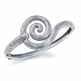 STARHAVEN Signature Twirl Bangle