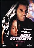 Revue _  / Hors d'atteinte