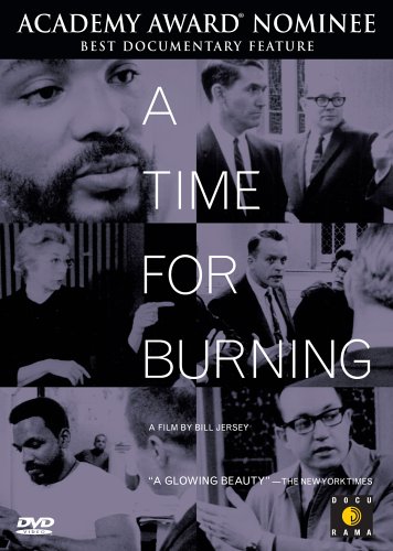 watch MOVIETITLEMACRO online