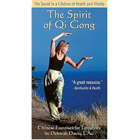 The Spirit of Qi Gong- Chinese Exercises for Longevity [VHS]