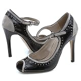 Michael Antonio Akris Pumps