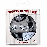 Majestic Athletic New York Yankees Newborn 5-Piece Gift Set