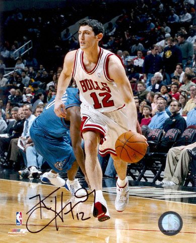 Kirk Hinrich Chicago Bulls -Dribbling- 8x10 Autographed Photograph