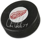 Chris Chelios Detroit Redwings Autographed Redwings Logo Hockey Puck