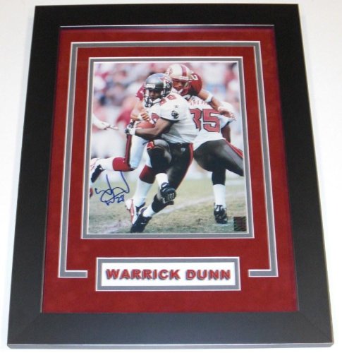Warrick Dunn Autographed Tampa Bay Buccaneers 8x10 Photo ~ Custom Framed - Autographed NFL Photos