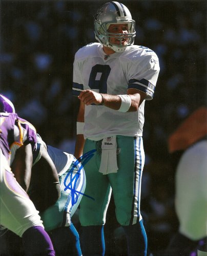 TONY ROMO,DALLAS COWBOYS,SIGNED 8X10 PHOTO, WITH PROOF + COA