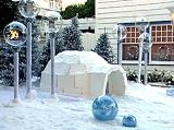 Outer Spaces: Holiday