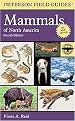 A Field Guide to Mammals of North America (Peterson Field Guide Series) (Paperback)