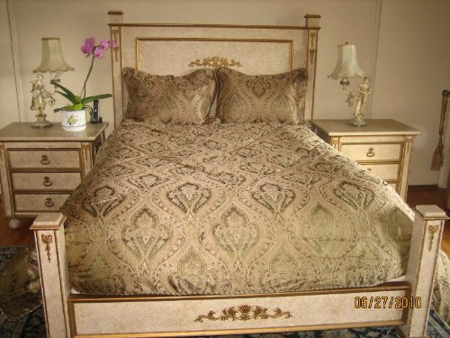 Monaco Comforter Set Oversize, Overfilled 4 piece set Queen-Sage