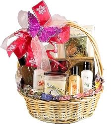 Candle and Bath Gift Basket