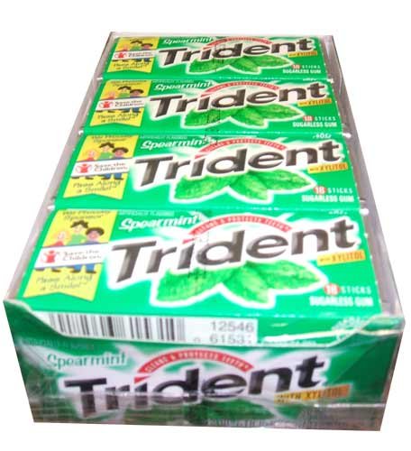 Trident Sugarless Gum with Xylitol, Spearmint Flavor, 12 18 Stick Packs -(216 Sticks Per... by Cadbury Adams