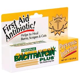 Bacitraycin Plus First Aid Antibiotic with Moisturizing Aloe, Original, 1 oz (28 g)