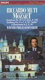 Riccardo Muti Conducts Mozart (Symphony No. 40 in G minor, K. 550, Symphony No. 41 in C, K. 551, "Jupiter" & Divertimento in D, K. 136) [VHS]