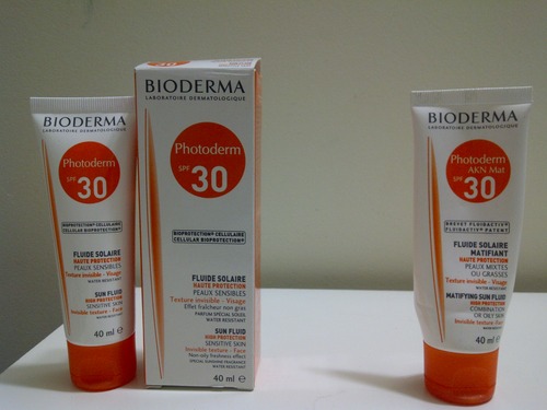 Amazon.com: Bioderma Photoderm AKN MAT
