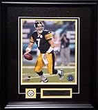 Ben Roethlisberger 8X10 Pin & Plate - Scrambling With Ball Dark Jersey