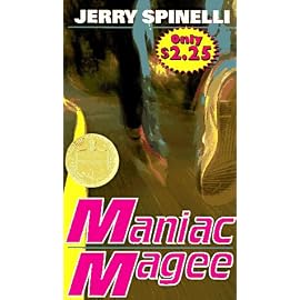 Maniac Magee: A Novel (Trophy Newbery)