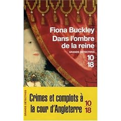 Dans l'ombre de la reine