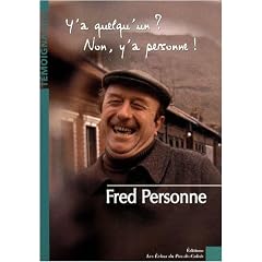 Y'a quelqu'un ? Non, y'a personne !