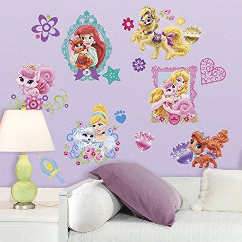 RoomMates RMK2466SCSDisney Princess - Palace Pets Peel and Stick Wall Decals