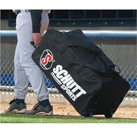<b>SCHUTT WHEELED EQUIPMENT BAG</b>