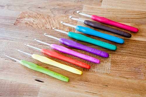 CROCHET HOOKS SET - Set of 9 PREMIUM ERGONOMIC Crochet Hooks - Original Crochet Hook Design by CrochetNet -