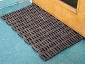 Fluffed Tire Link Mat, 22" X 36"