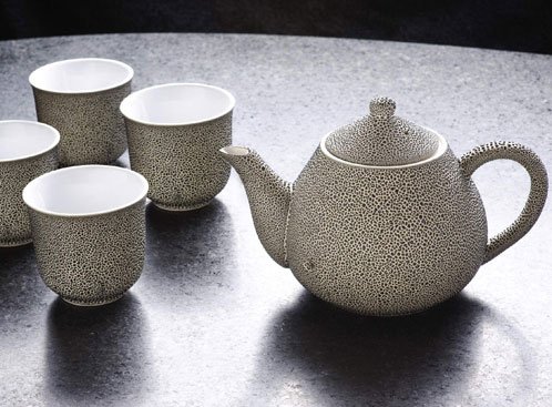 Ebony Speckle Tea Set - Ceramic Tea Pot & Four Cups Ebony Speckle Tea Set - Ceramic Tea Pot & Four Cups