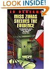 Miss Zukas Shelves the Evidence (Miss Zukas Mysteries)
