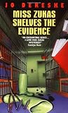 Miss Zukas Shelves the Evidence (Miss Zukas Mysteries)