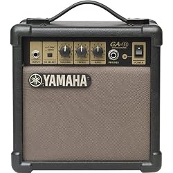 GA10 YAMAHA 7 WATT GUITAR