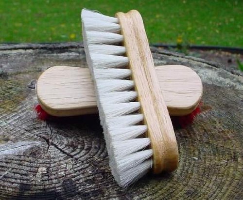 LEGENDS Ultra-Soft Goat Hair Face Brush