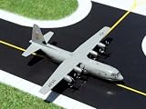 Daron Worldwide Trading GM020 Geminimacs USAF C130 Little Rock Afb 1/400