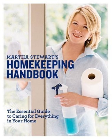 City Travel Guides Discounted  Books : Martha Stewart's Homekeeping Handbook: The Essential Guide to Caring for Everything in Your Home
