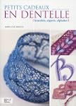 Petits cadeaux en dentelle : Bracelet...