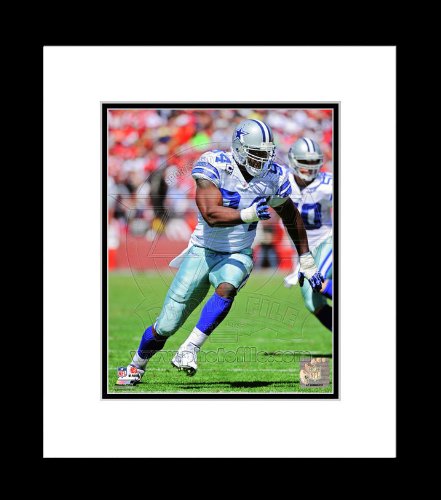Dallas Cowboys Demarcus Ware 2011 Action Framed Picture 8x10