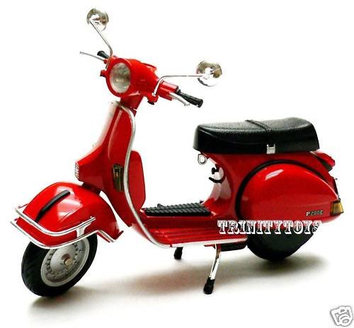 Newray 1/12 Scale Diecast Motorcycle Vespa P200e Del 1978 in Color Red