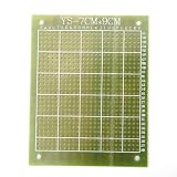 プリント基板 両面　ユニバーサル 基盤 万能  ユニバーサル PCBボード DIY　7X 9センチメートル