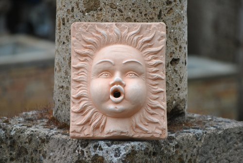 Wind mit Pustebacken,Terracotta,Wanddeko