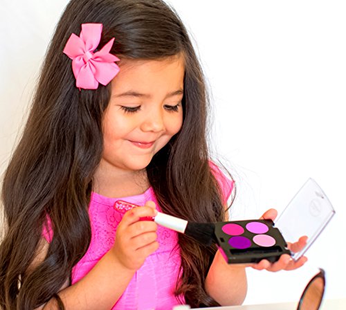 Little-Cosmetics-Pretend-Makeup-Essential-Set-Light